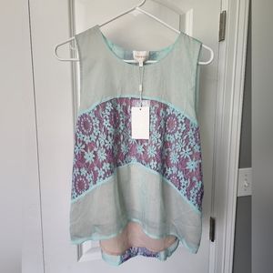 Foxiedox Tank Top with Lace